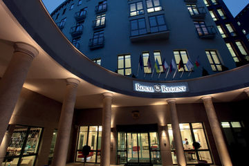 Courage to Move Forward
JAN NEVESELÝ
Director of Royal Regent Hotel in Karlovy Vary
Courage to Move Forward
JAN NEVESELÝ
Director of Royal Regent Hotel in Karlovy Vary