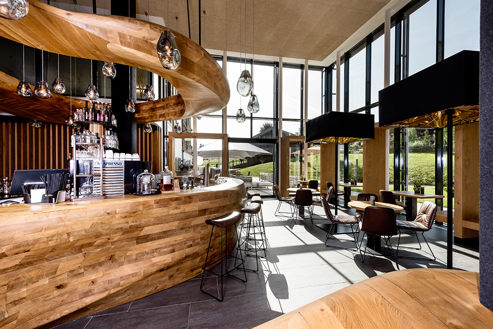 Harmonious Adrenaline-filled Holidays