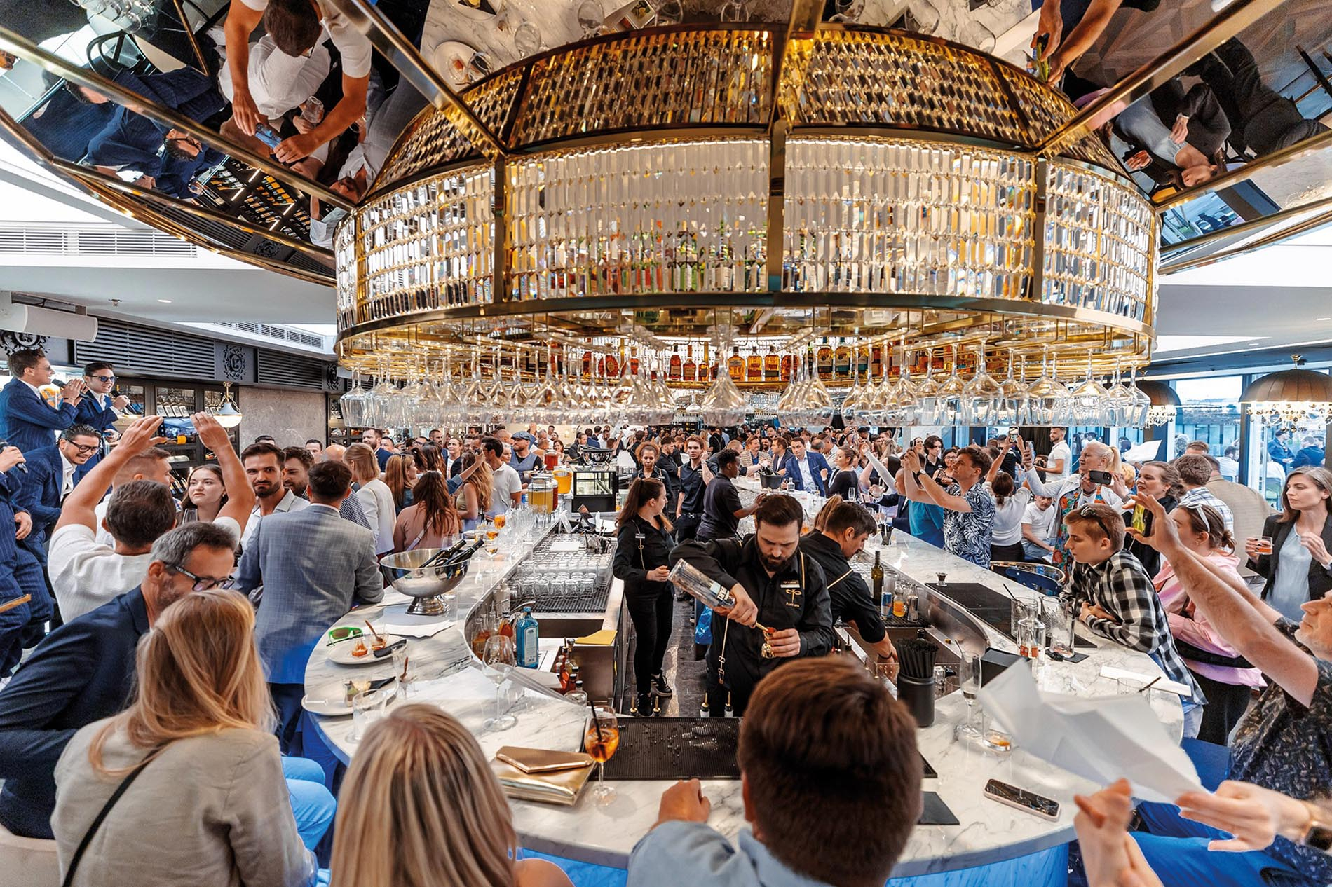 Fly Vista
Celodenní koncept 
