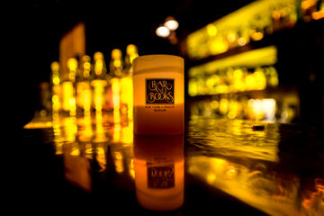 Národní Bar and Books