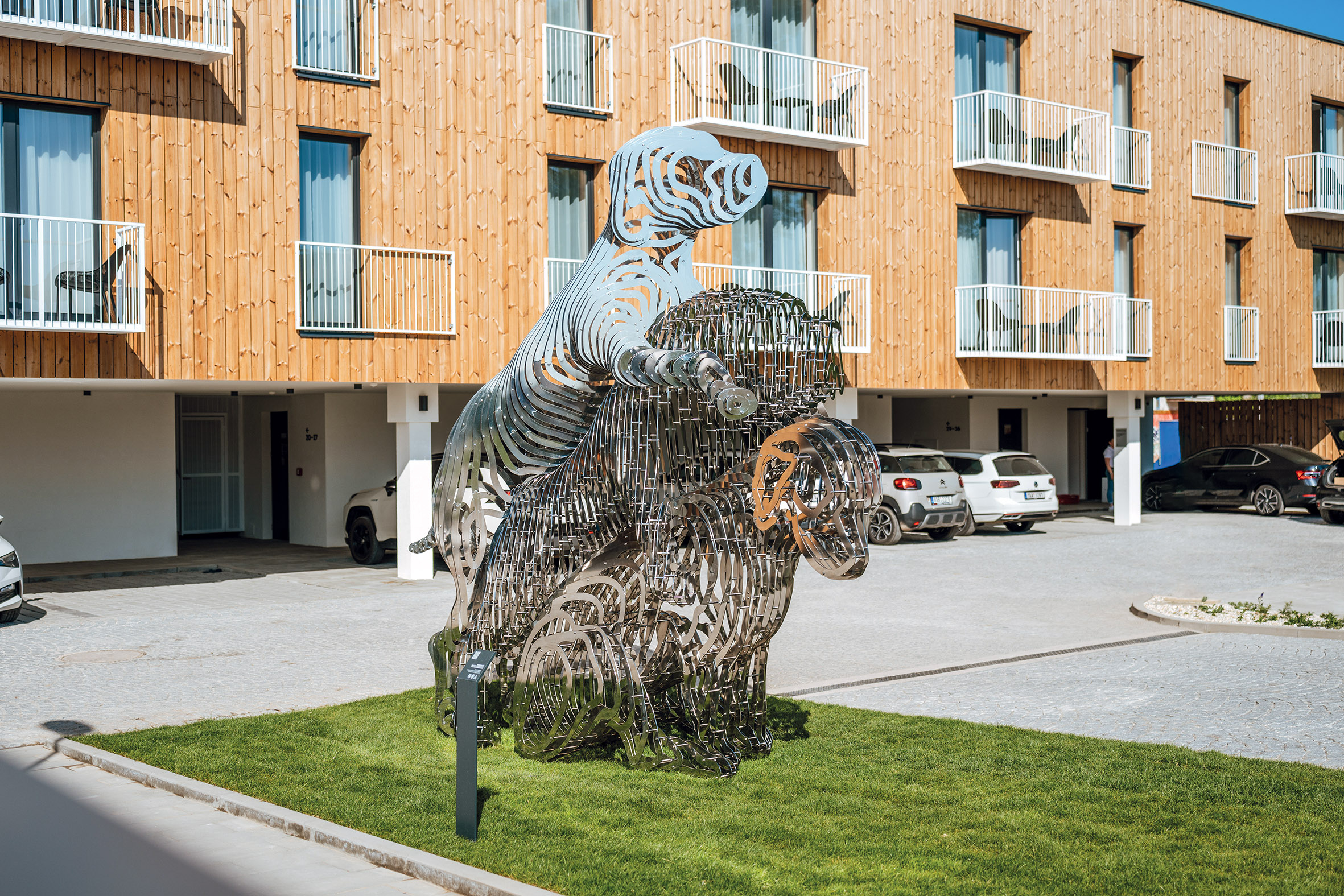 The Unusual Dog in Dock Winery Expands