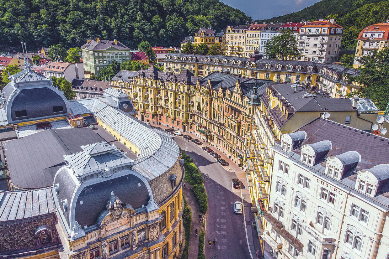 Hotel Carlsbad Plaza
Vstupte do světa luxusu a pohodlí v samém srdci Karlových Varů 
