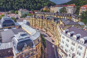 Enter the World of Luxury and Comfort in the Heart of Karlovy Vary!