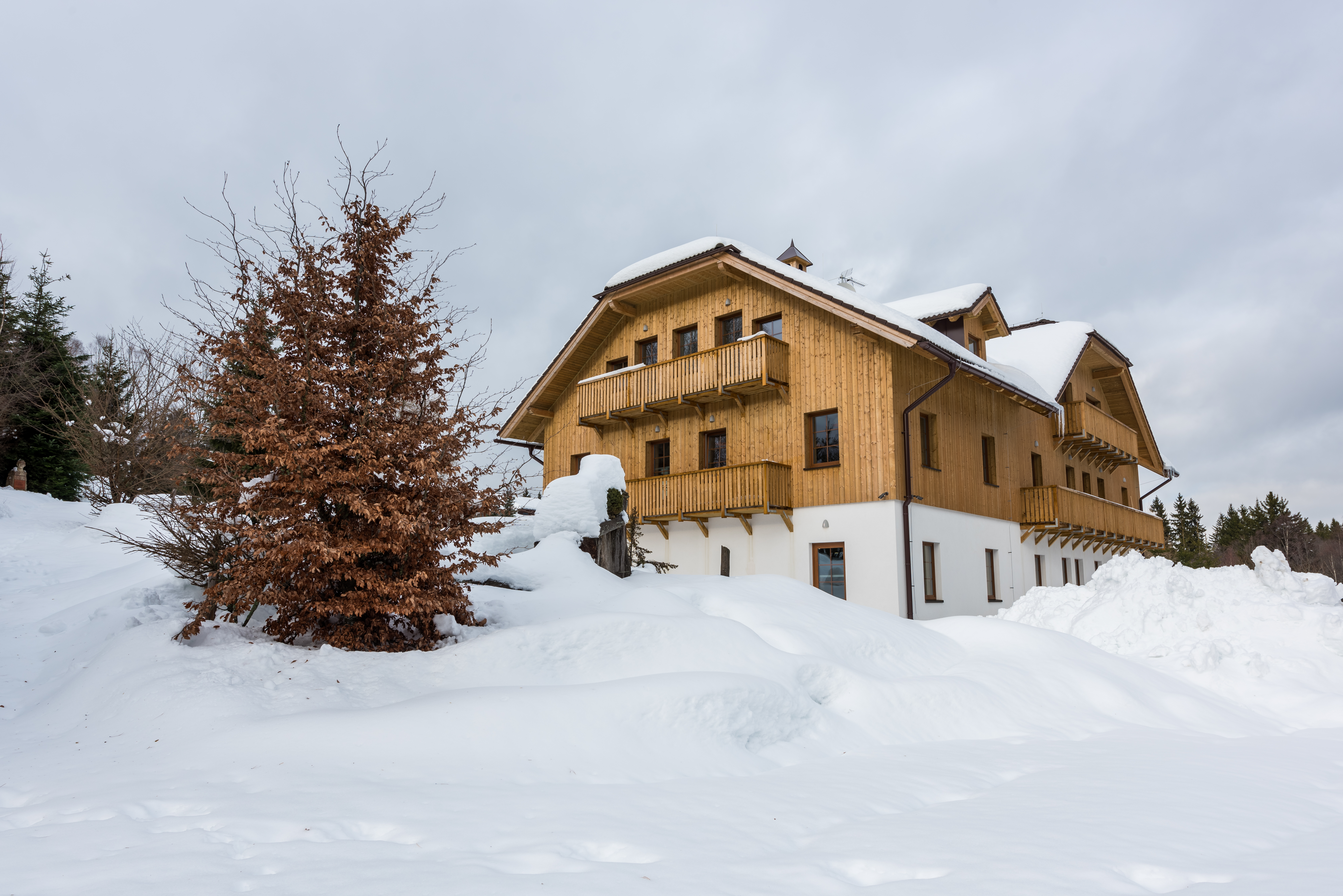 Chalupa Prášilského ráje překvapí příjemným wellness s bazénem