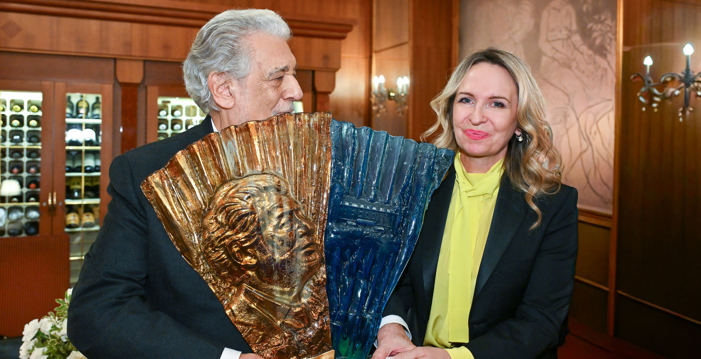 Gordana Glass vypráví příběhy skrze skleněná díla